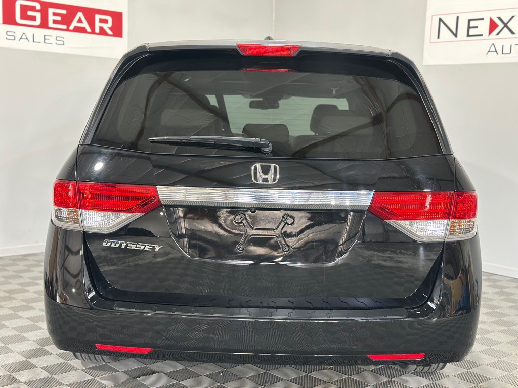2015 Honda Odyssey Image 8