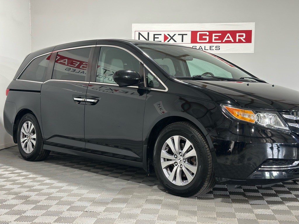 2015 Honda Odyssey Image 2