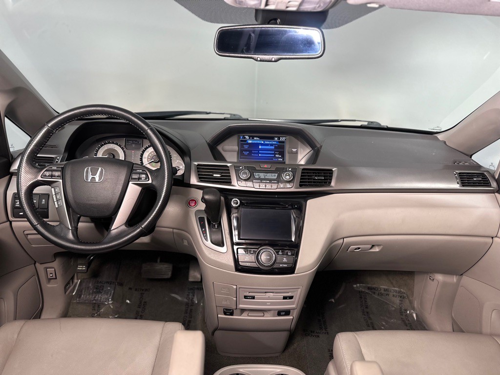 2015 Honda Odyssey Image 12