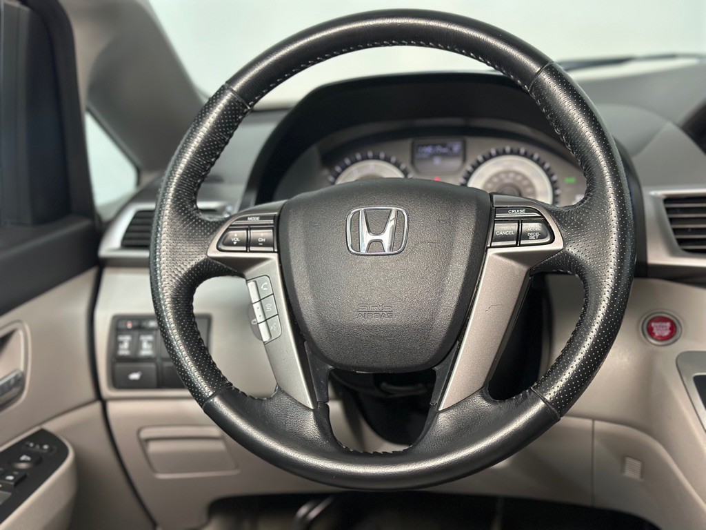 2015 Honda Odyssey Image 14