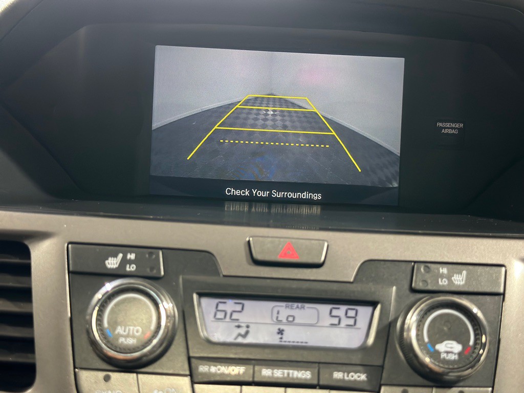 2015 Honda Odyssey Image 22
