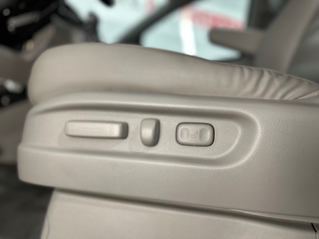 2015 Honda Odyssey Image 28