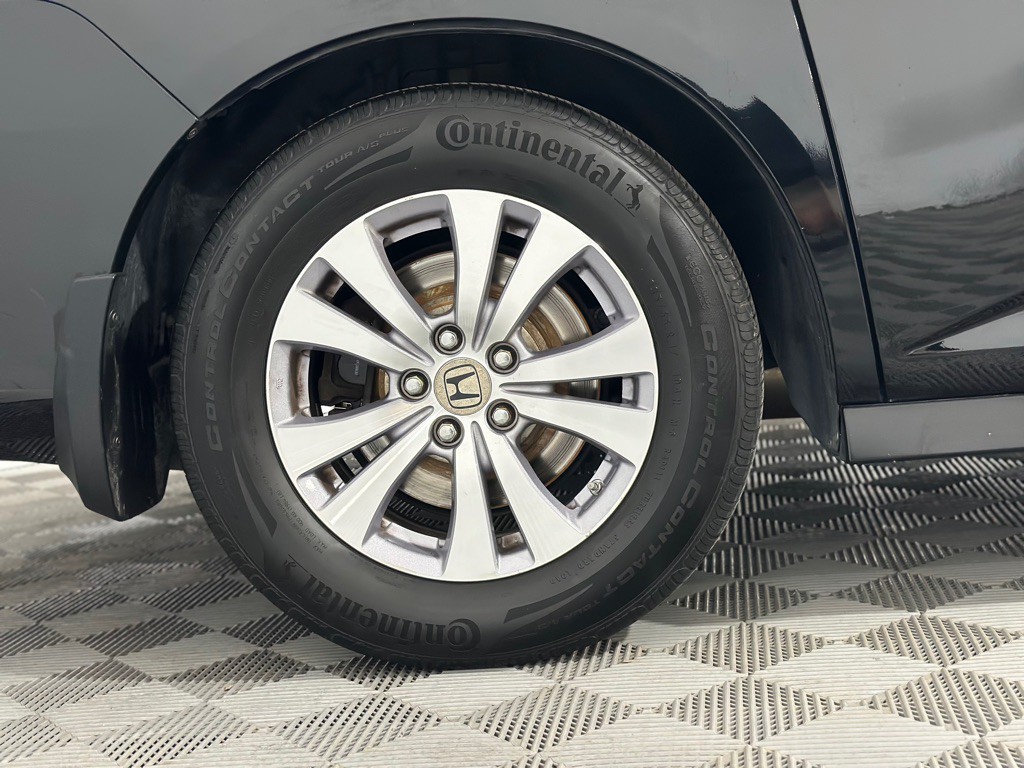 2015 Honda Odyssey Image 44