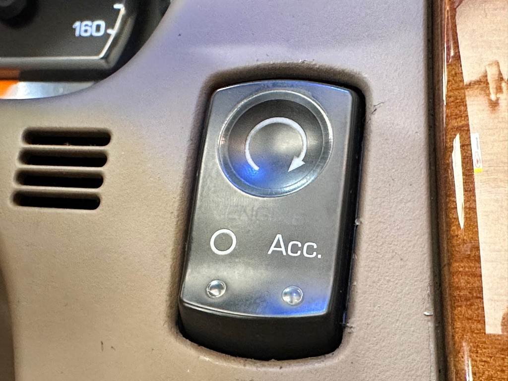 2005 Cadillac STS Image 20
