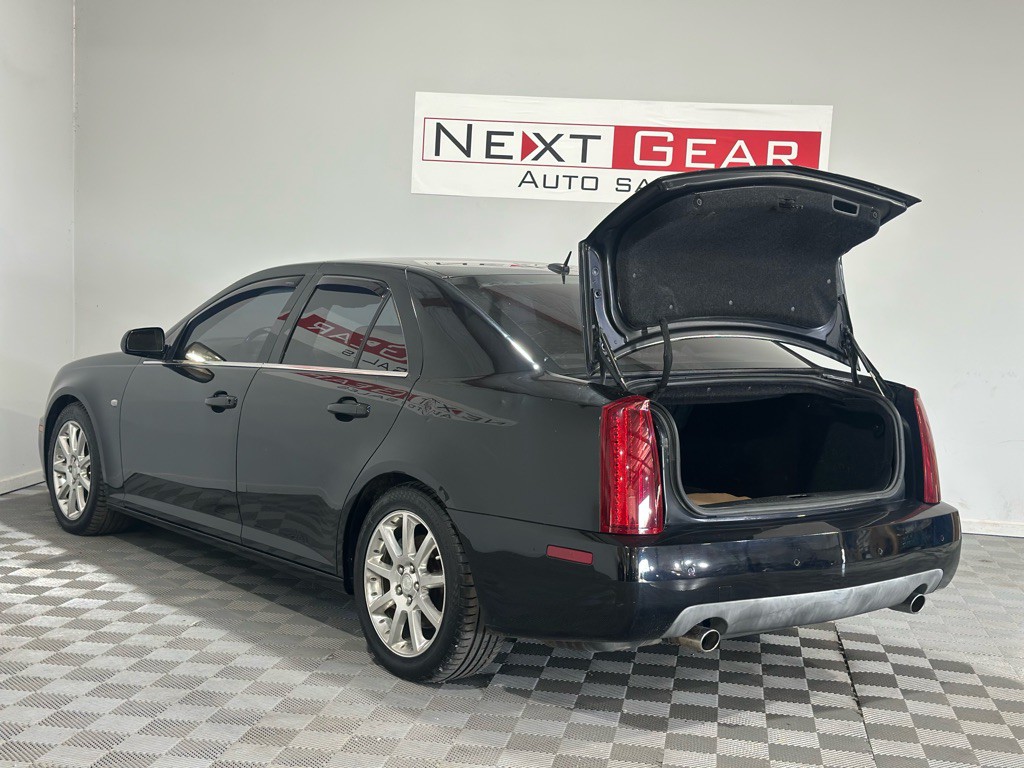 2005 Cadillac STS Image 37