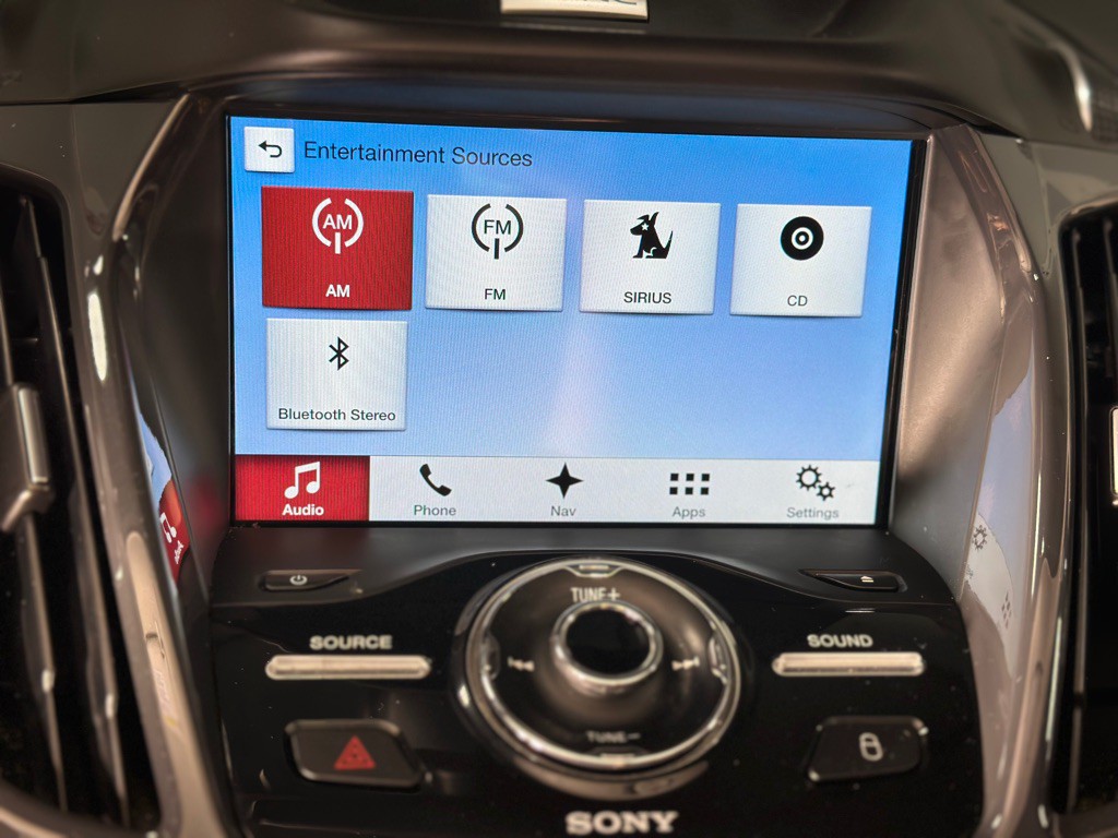 2016 Ford C-Max Image 16