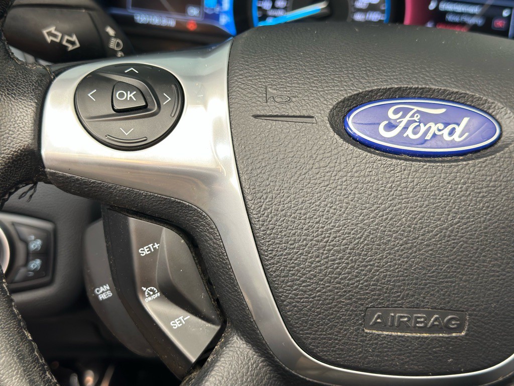 2016 Ford C-Max Image 28