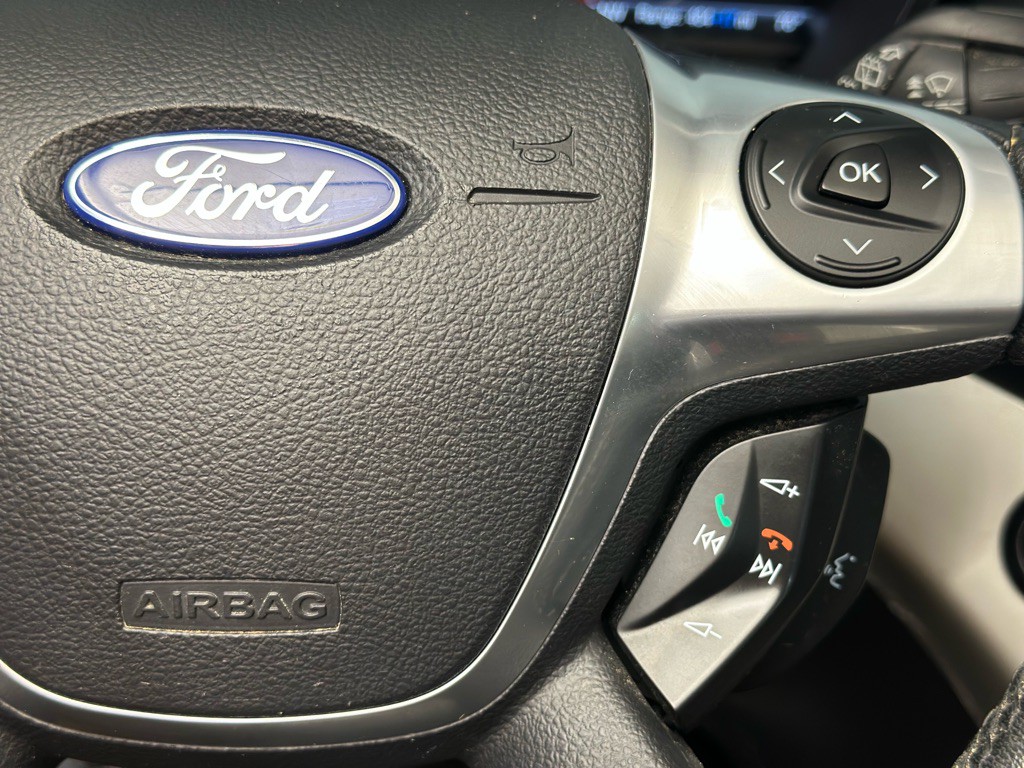 2016 Ford C-Max Image 29