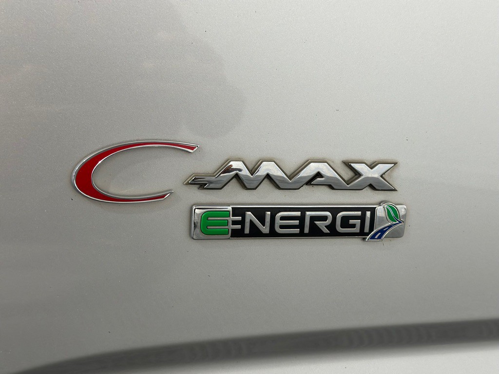 2016 Ford C-Max Image 32