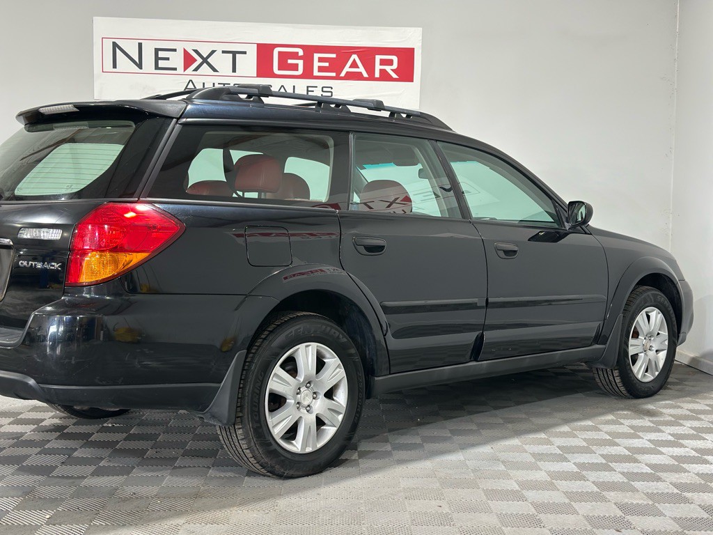 2005 Subaru Legacy Image 8