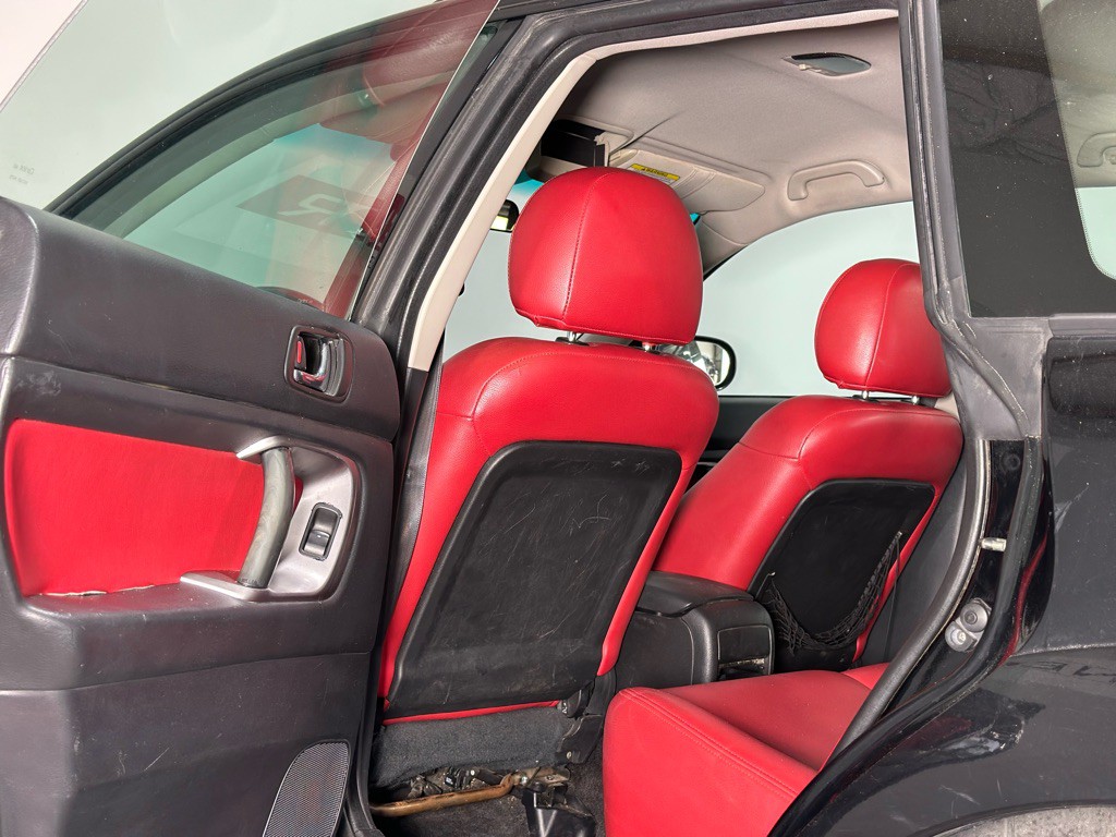 2005 Subaru Legacy Image 10