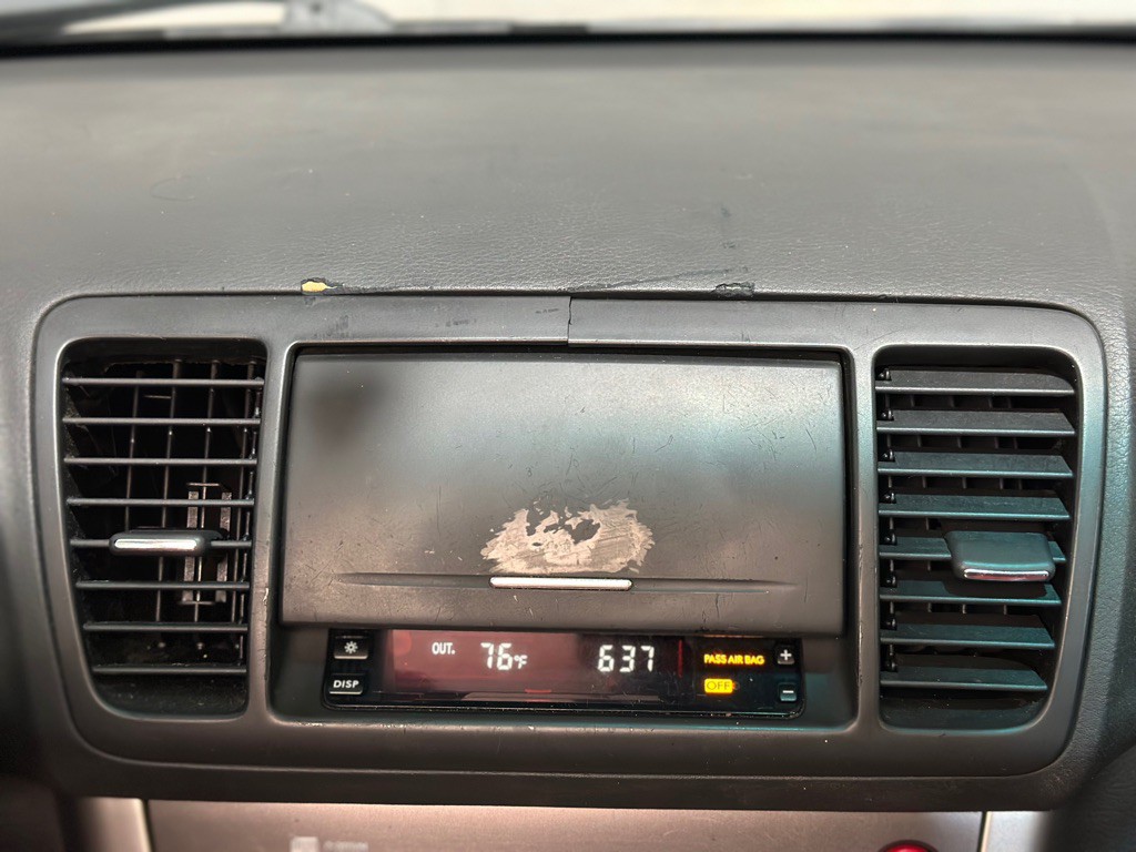 2005 Subaru Legacy Image 15