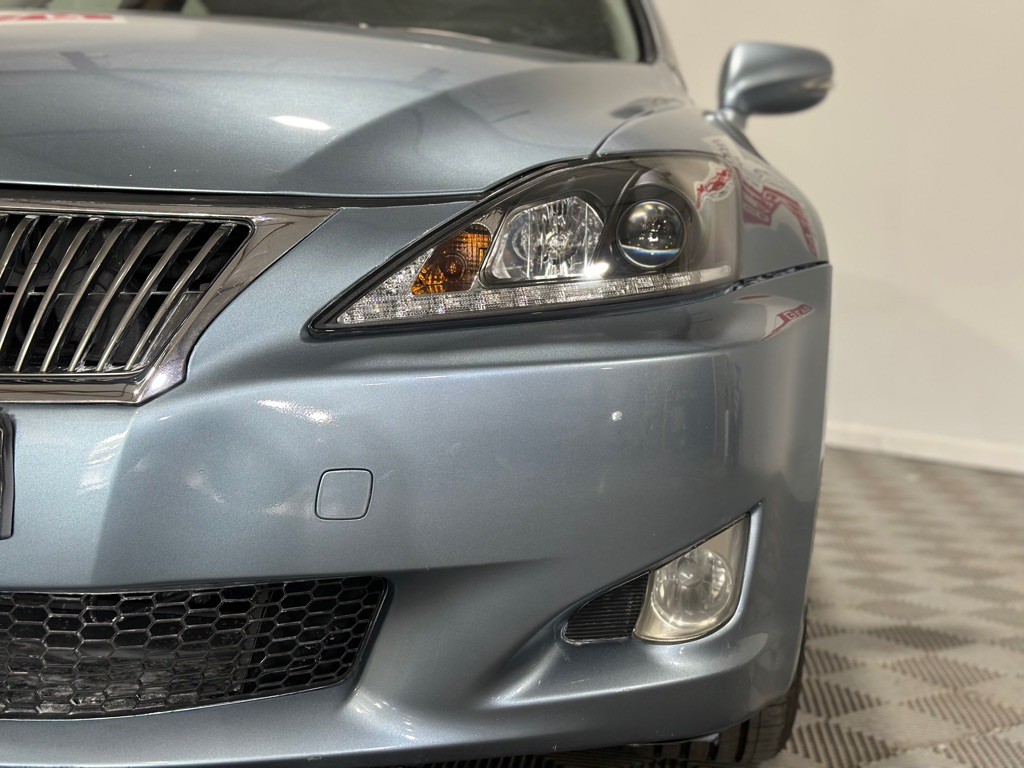 2009 Lexus IS Image 6