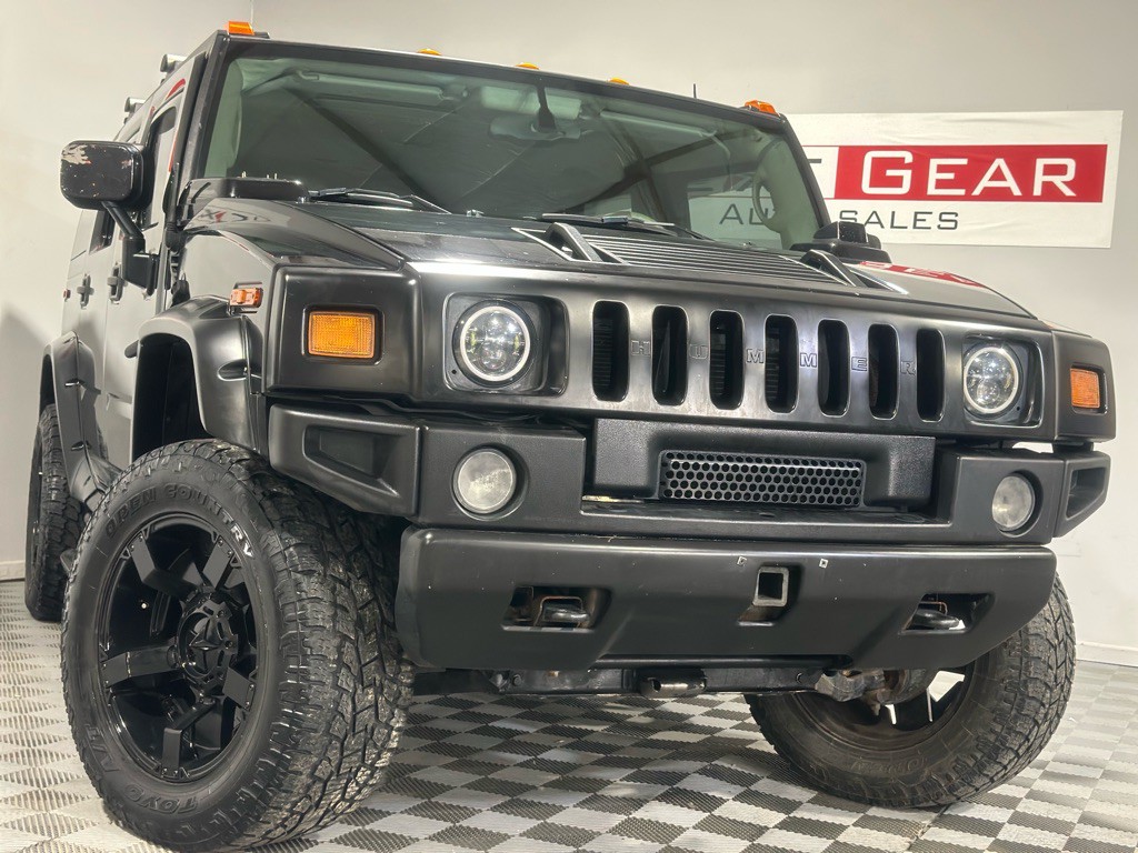2004 HUMMER H2 Image 3