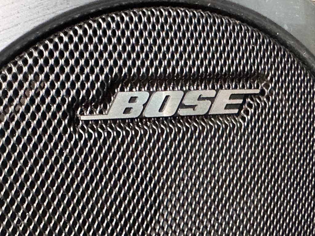 2004 HUMMER H2 Image 32