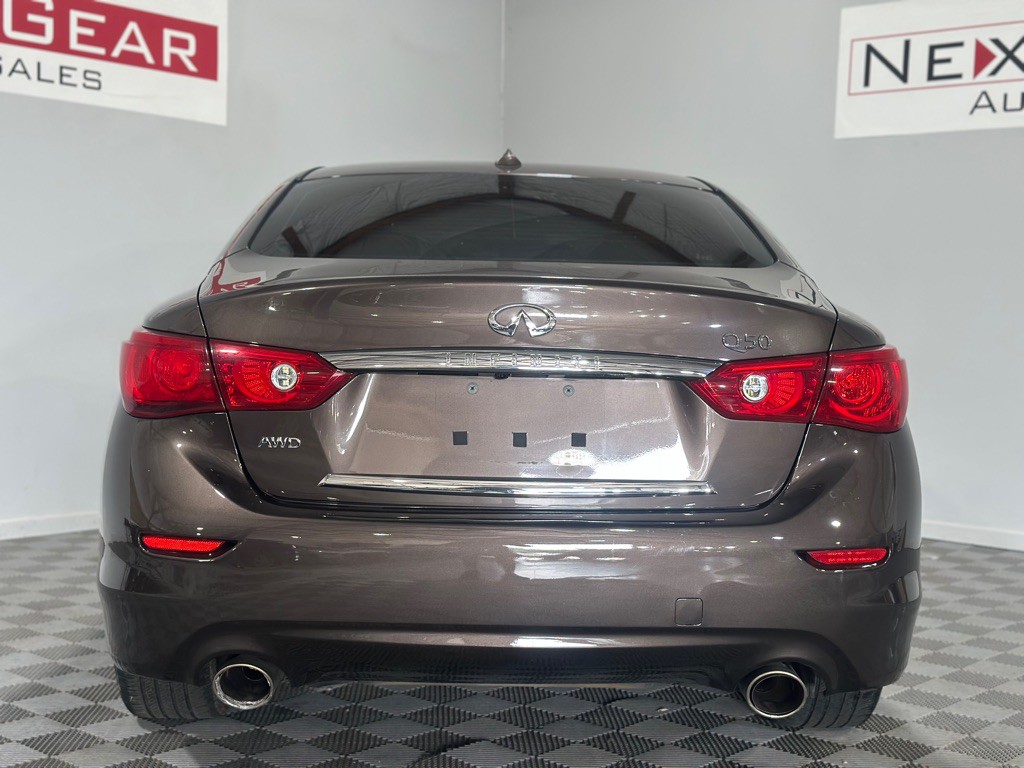 2015 INFINITI Q50 Image 8