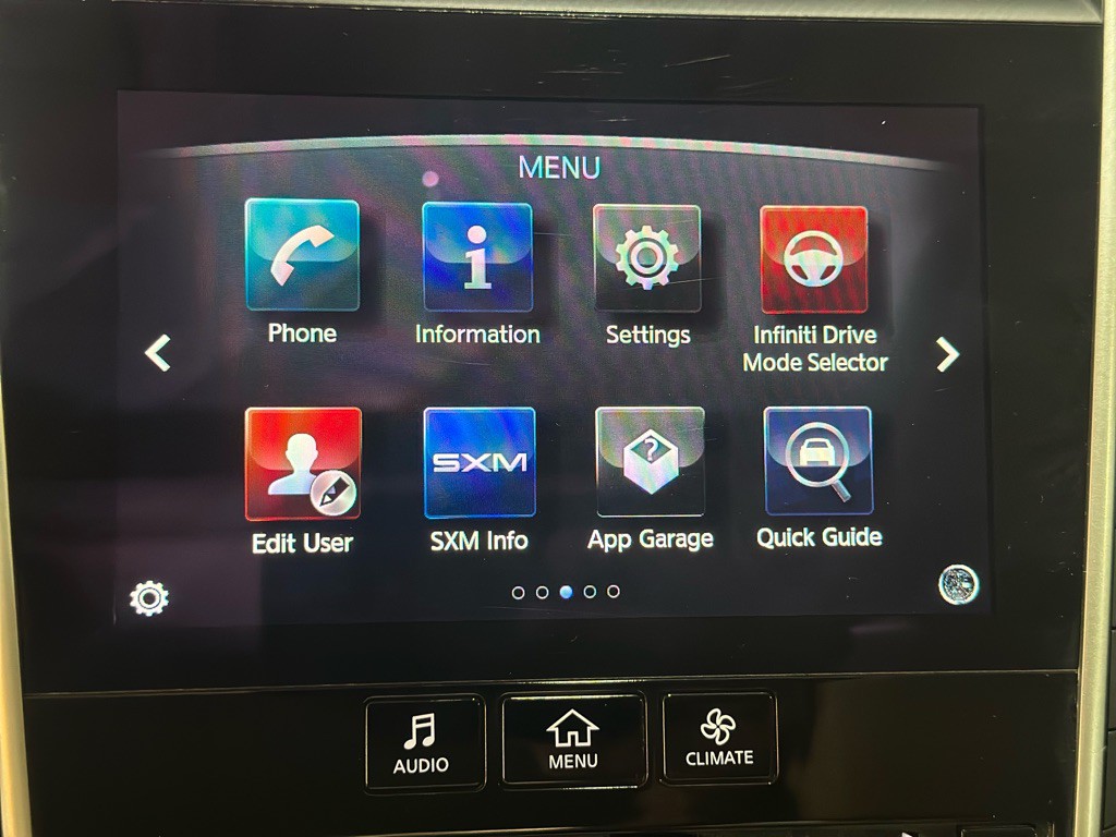 2015 INFINITI Q50 Image 18