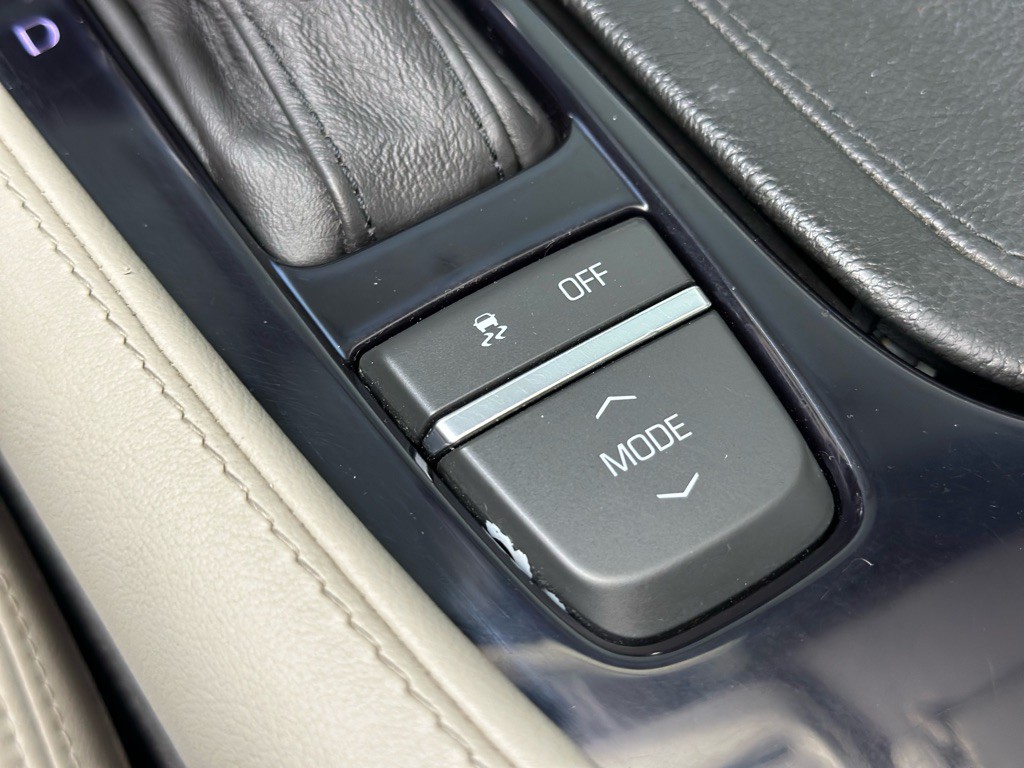 2019 Cadillac CTS Image 23