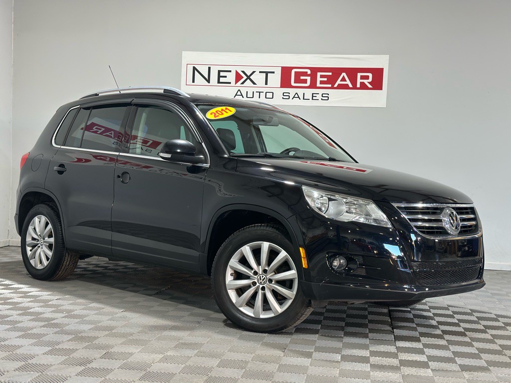 2011 Volkswagen Tiguan Image 1
