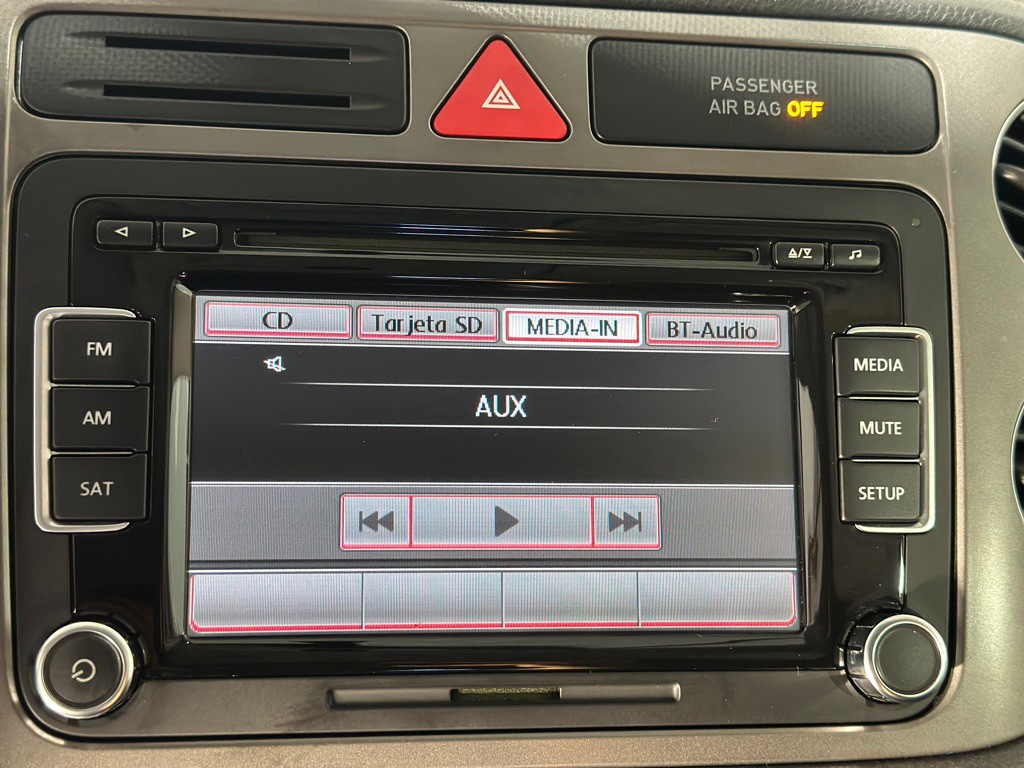 2011 Volkswagen Tiguan Image 19