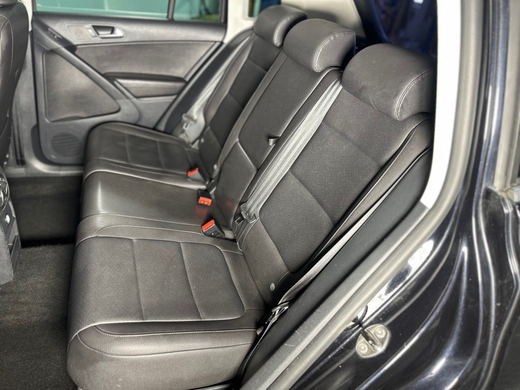 2011 Volkswagen Tiguan Image 25