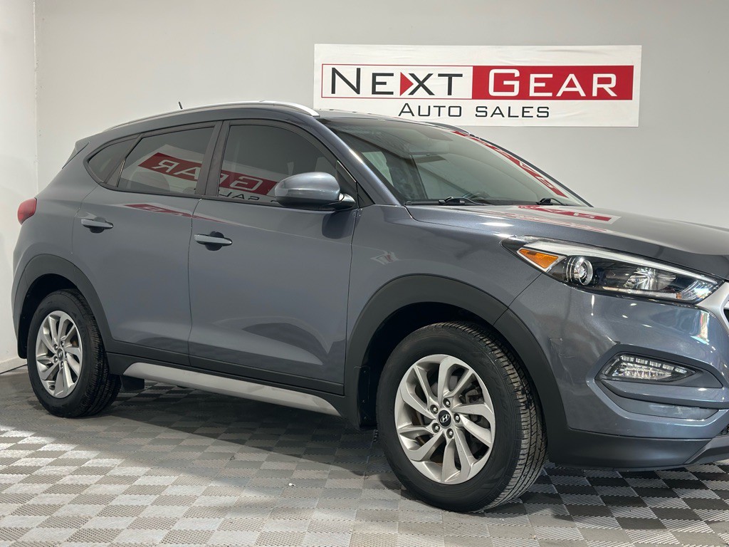 2017 Hyundai Tucson Image 2