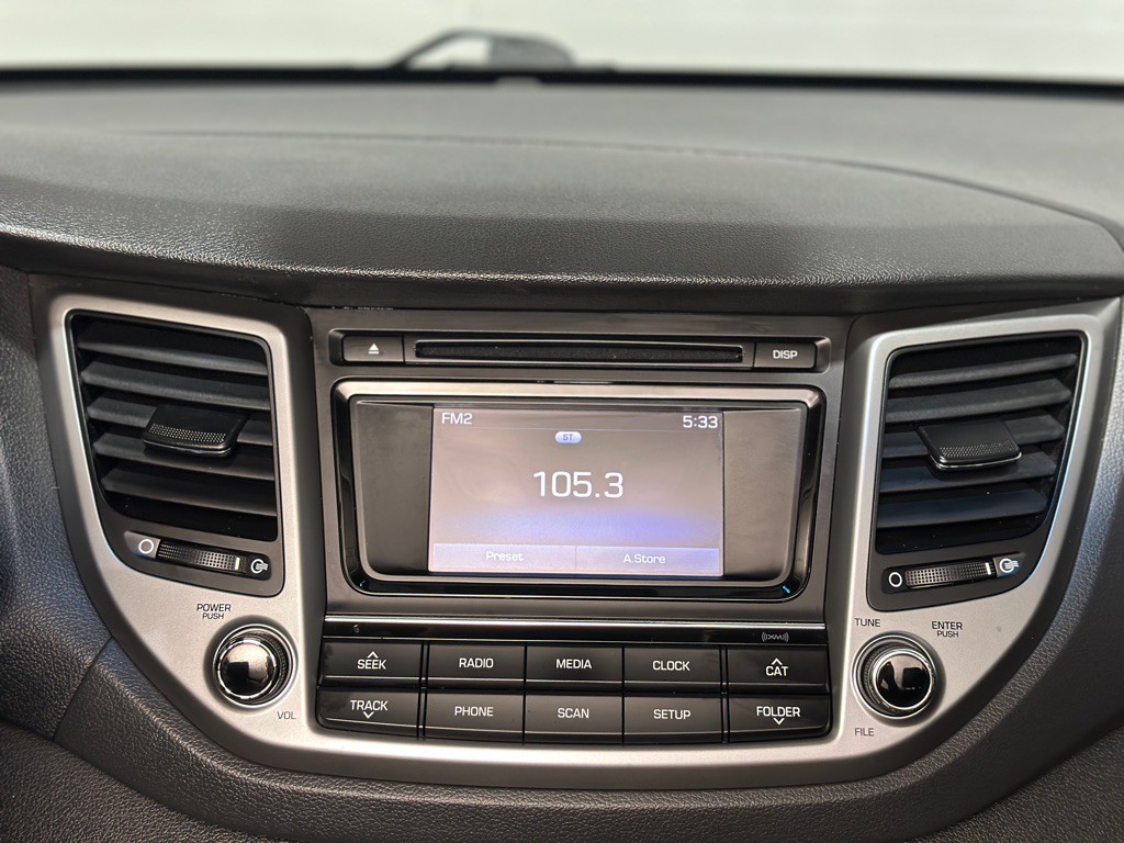 2017 Hyundai Tucson Image 16