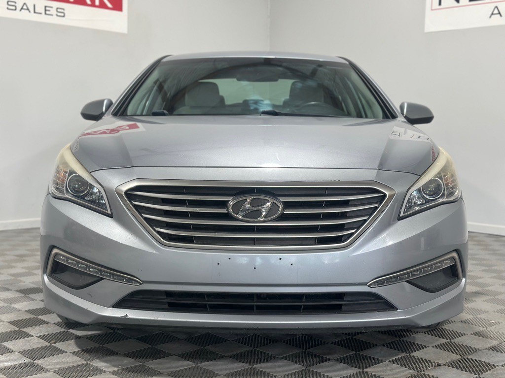 2015 Hyundai Sonata Image 4
