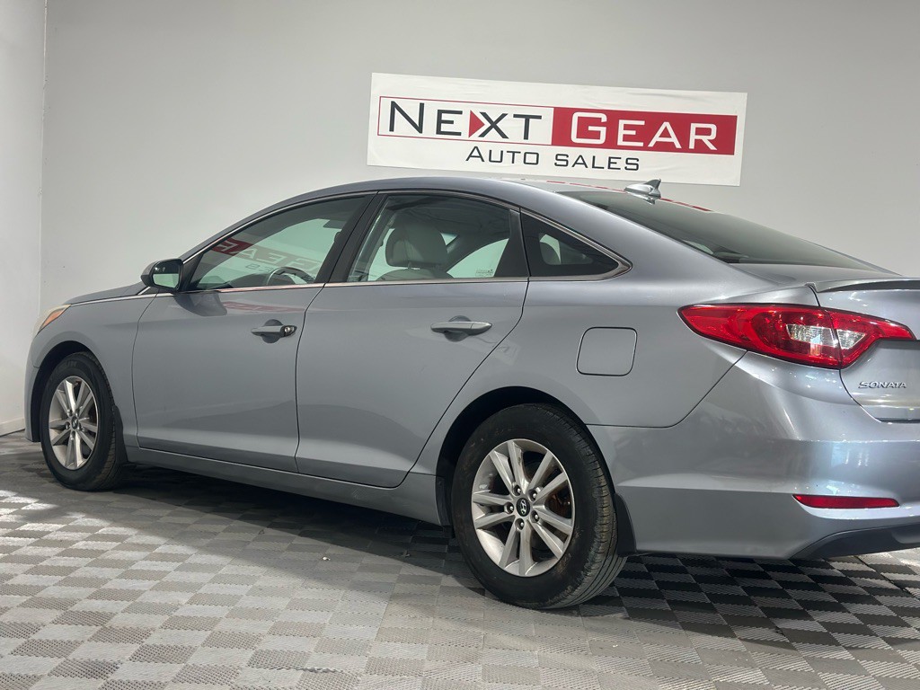 2015 Hyundai Sonata Image 6