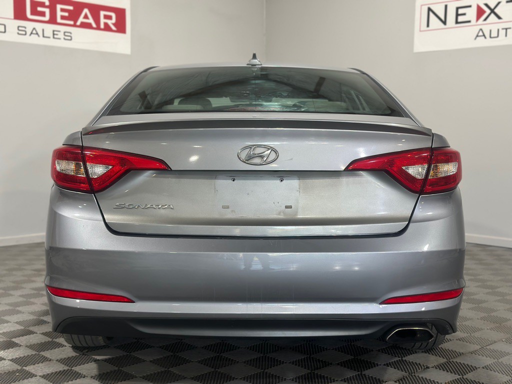 2015 Hyundai Sonata Image 7