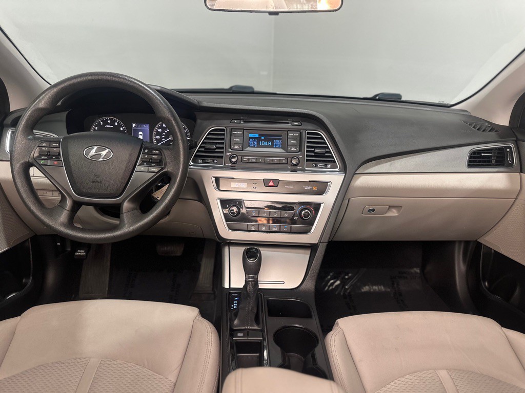 2015 Hyundai Sonata Image 11
