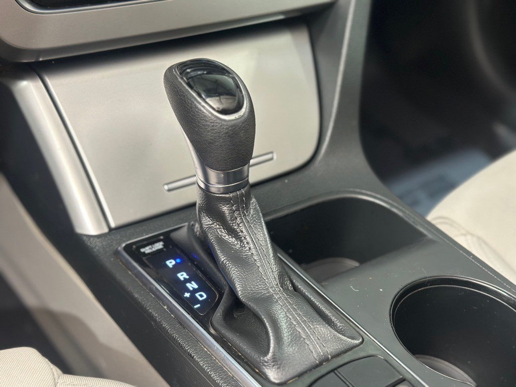 2015 Hyundai Sonata Image 18
