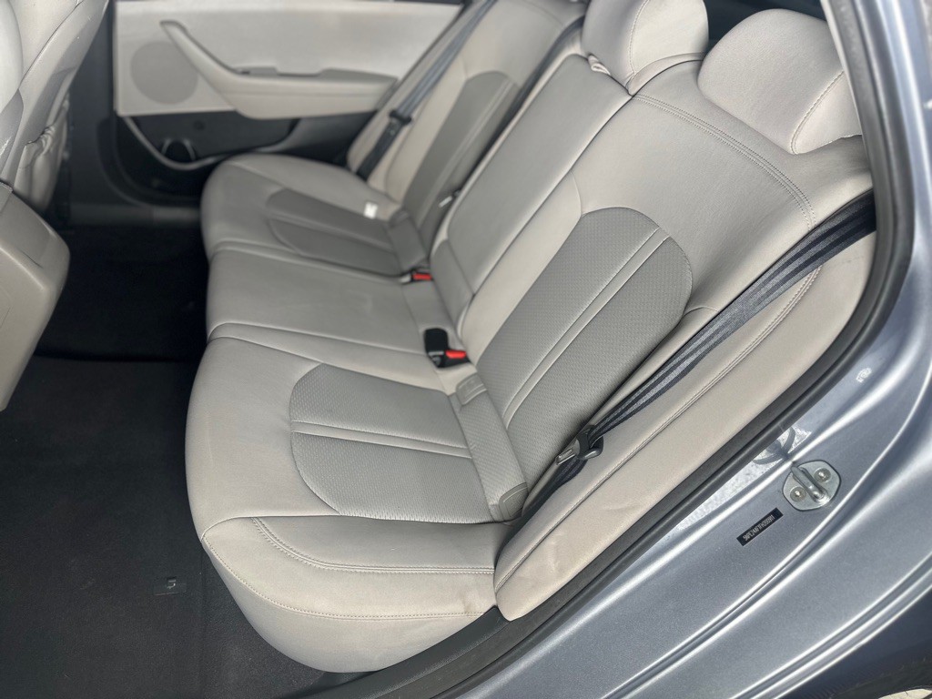 2015 Hyundai Sonata Image 21