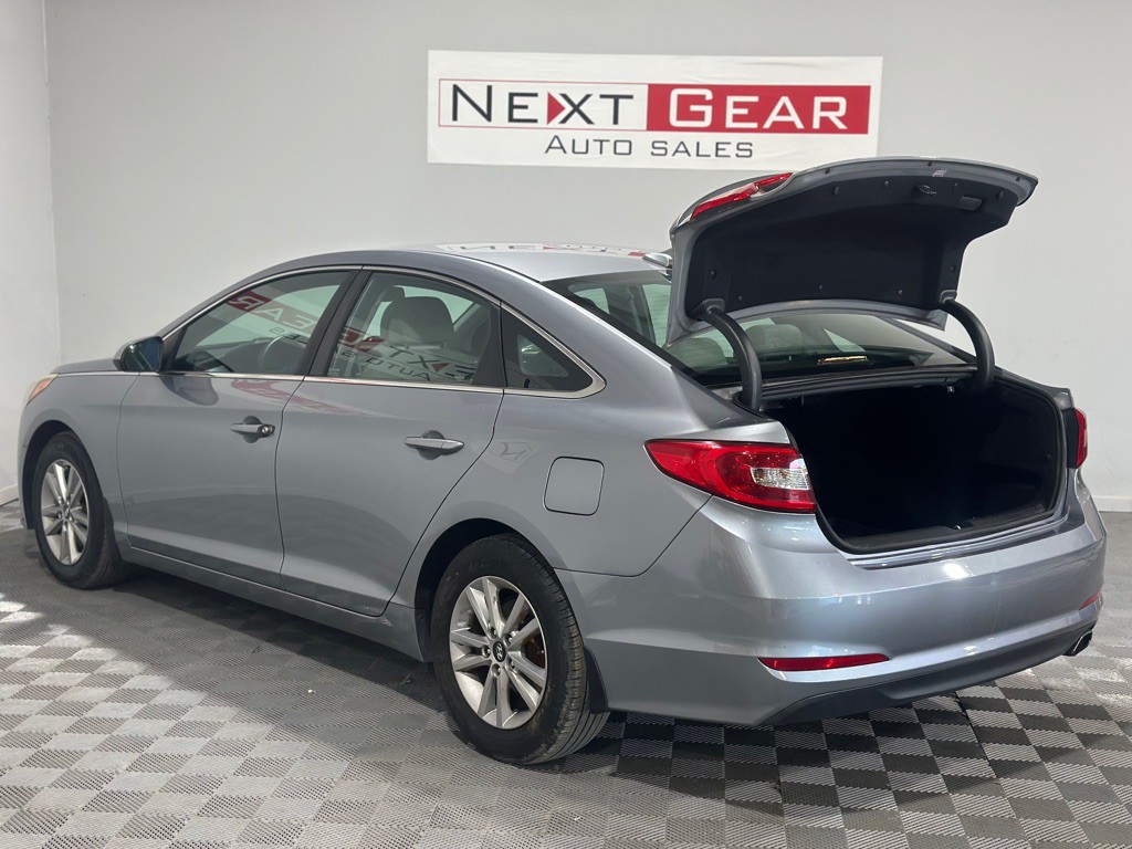 2015 Hyundai Sonata Image 30