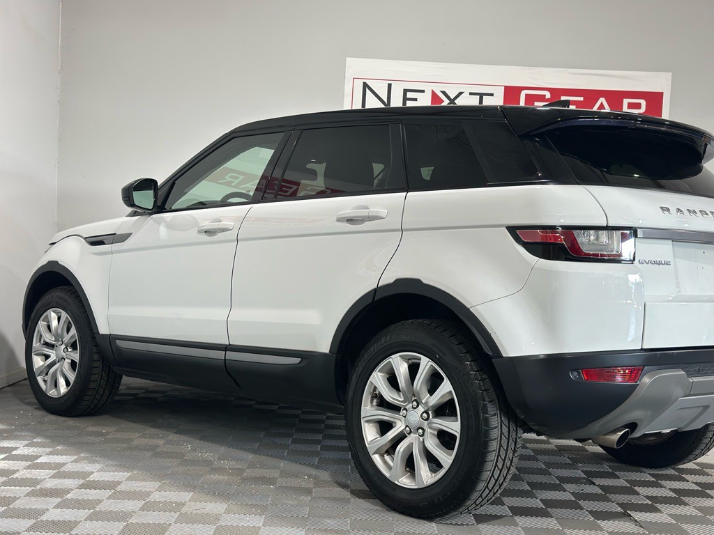 2018 Land Rover Range Rover Evoque Image 7