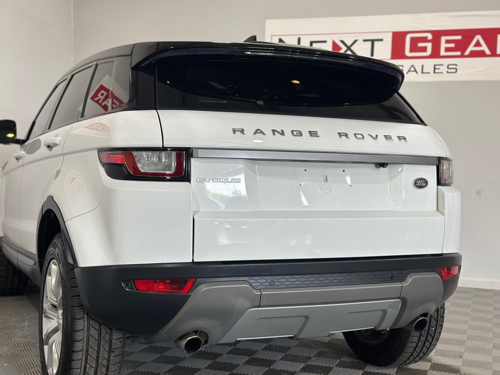 2018 Land Rover Range Rover Evoque Image 33