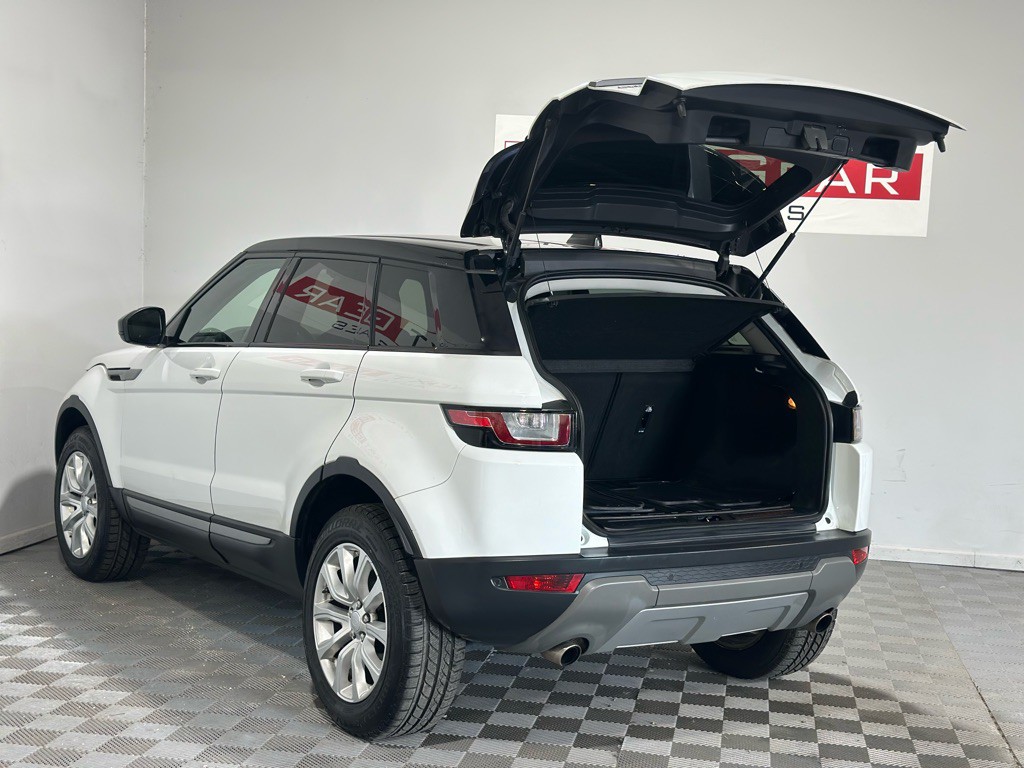2018 Land Rover Range Rover Evoque Image 35