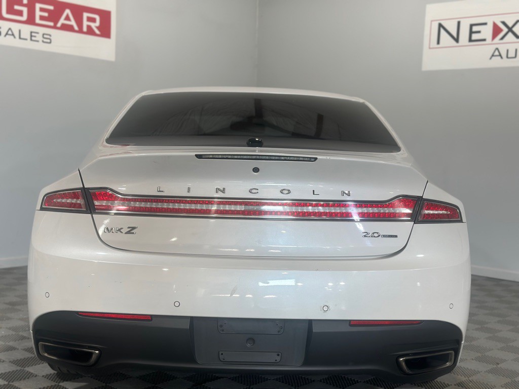 2013 Lincoln MKZ Image 9
