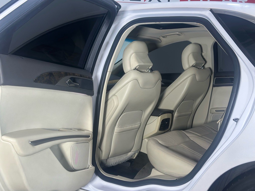 2013 Lincoln MKZ Image 13