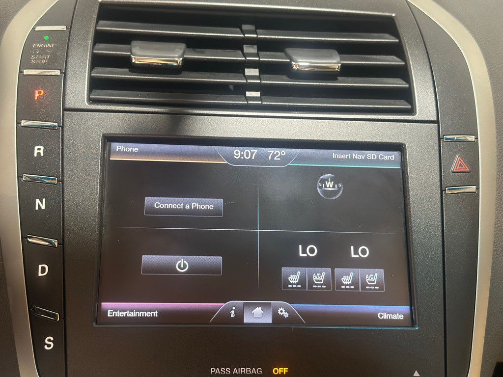 2013 Lincoln MKZ Image 18
