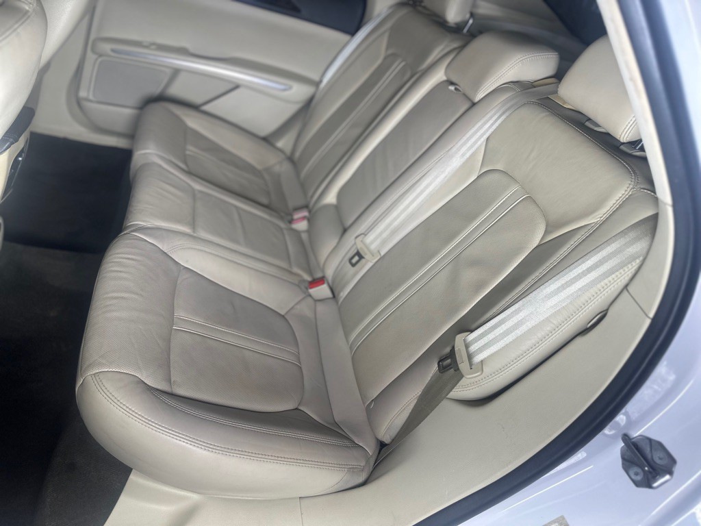 2013 Lincoln MKZ Image 30