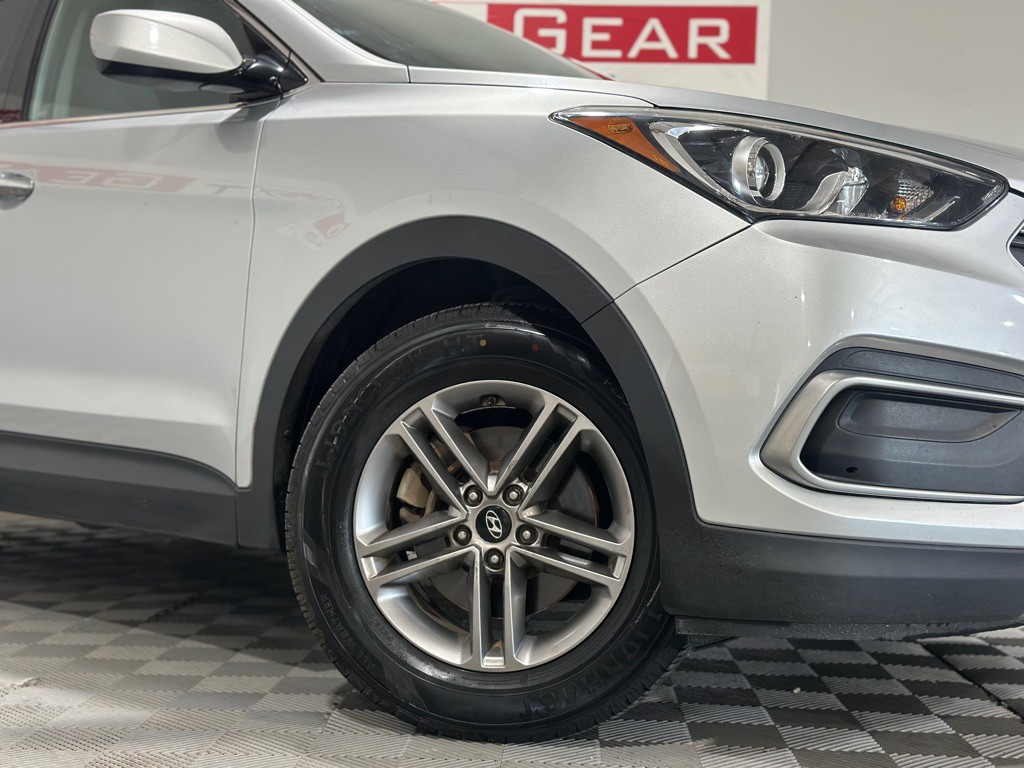2018 Hyundai Santa Fe Sport Image 3