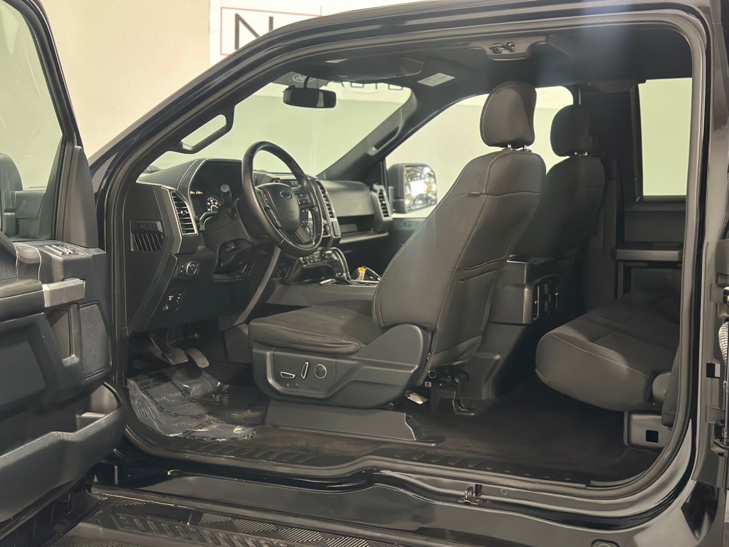 2016 Ford F-150 Image 9