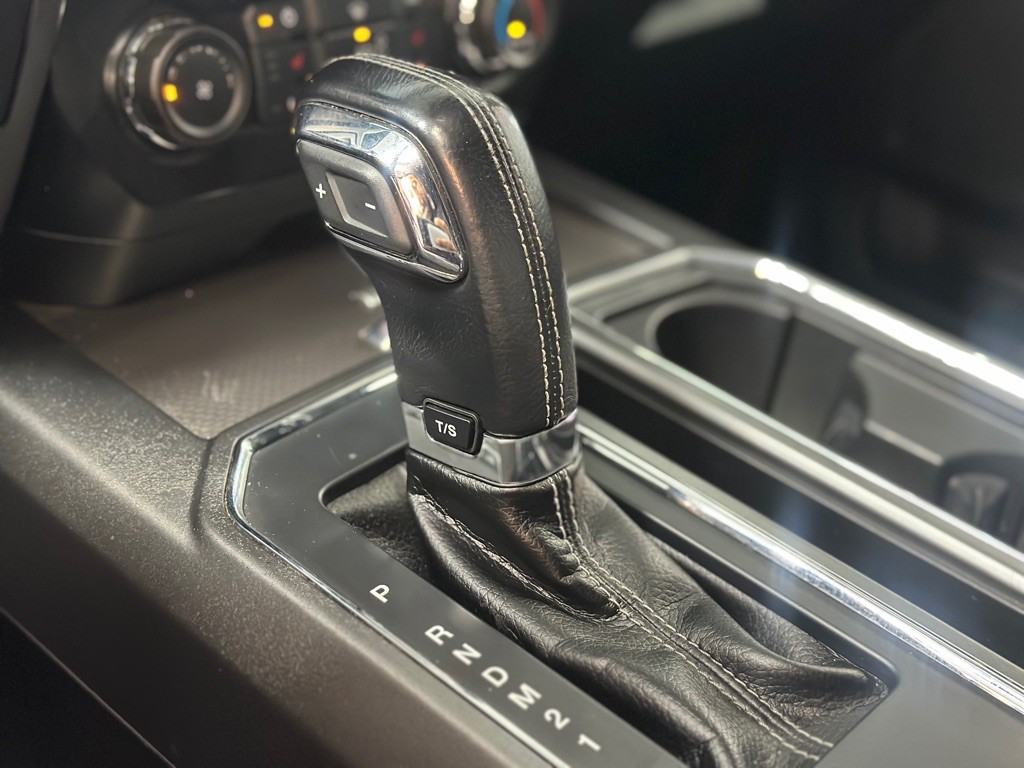 2016 Ford F-150 Image 17