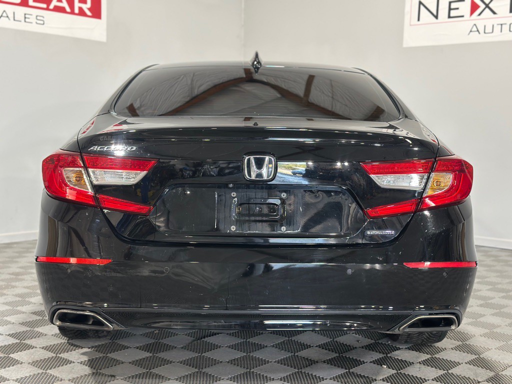 2018 Honda Accord Image 9