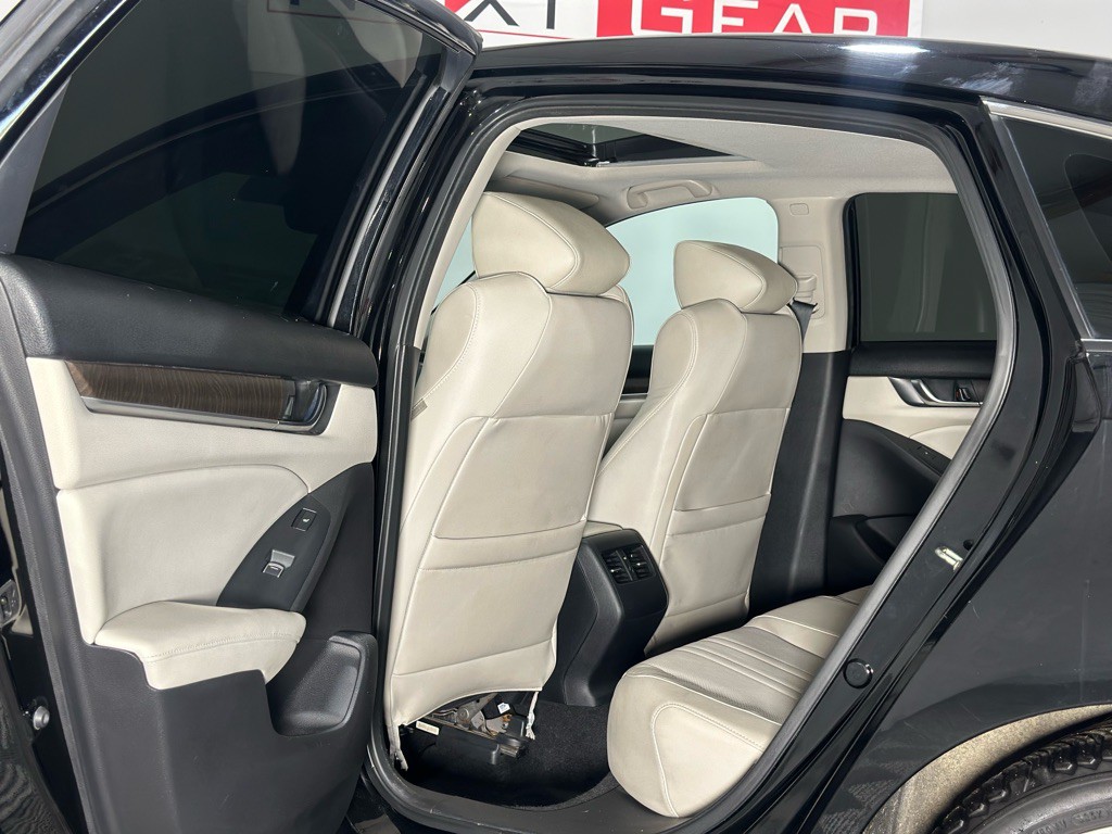 2018 Honda Accord Image 12