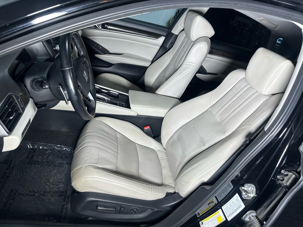 2018 Honda Accord Image 31