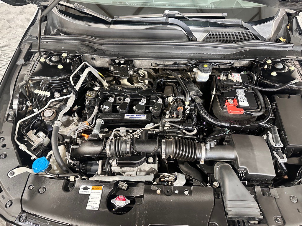 2018 Honda Accord Image 40
