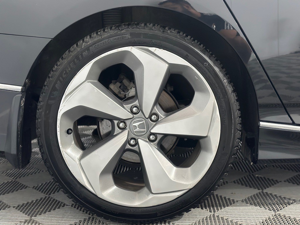 2018 Honda Accord Image 41