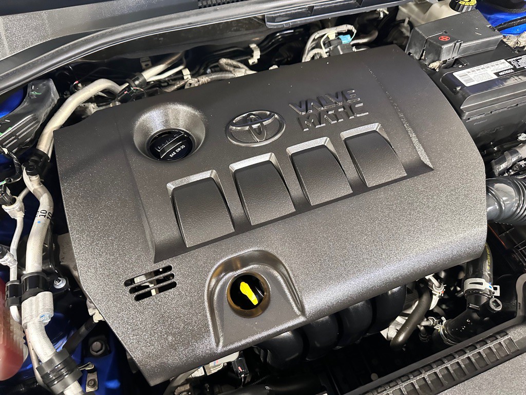 2018 Toyota C-HR Image 39
